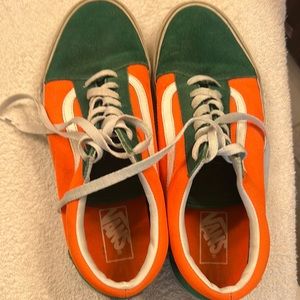 Vans - Mens size 10 Old Skool Low Green Orange Sneakers.